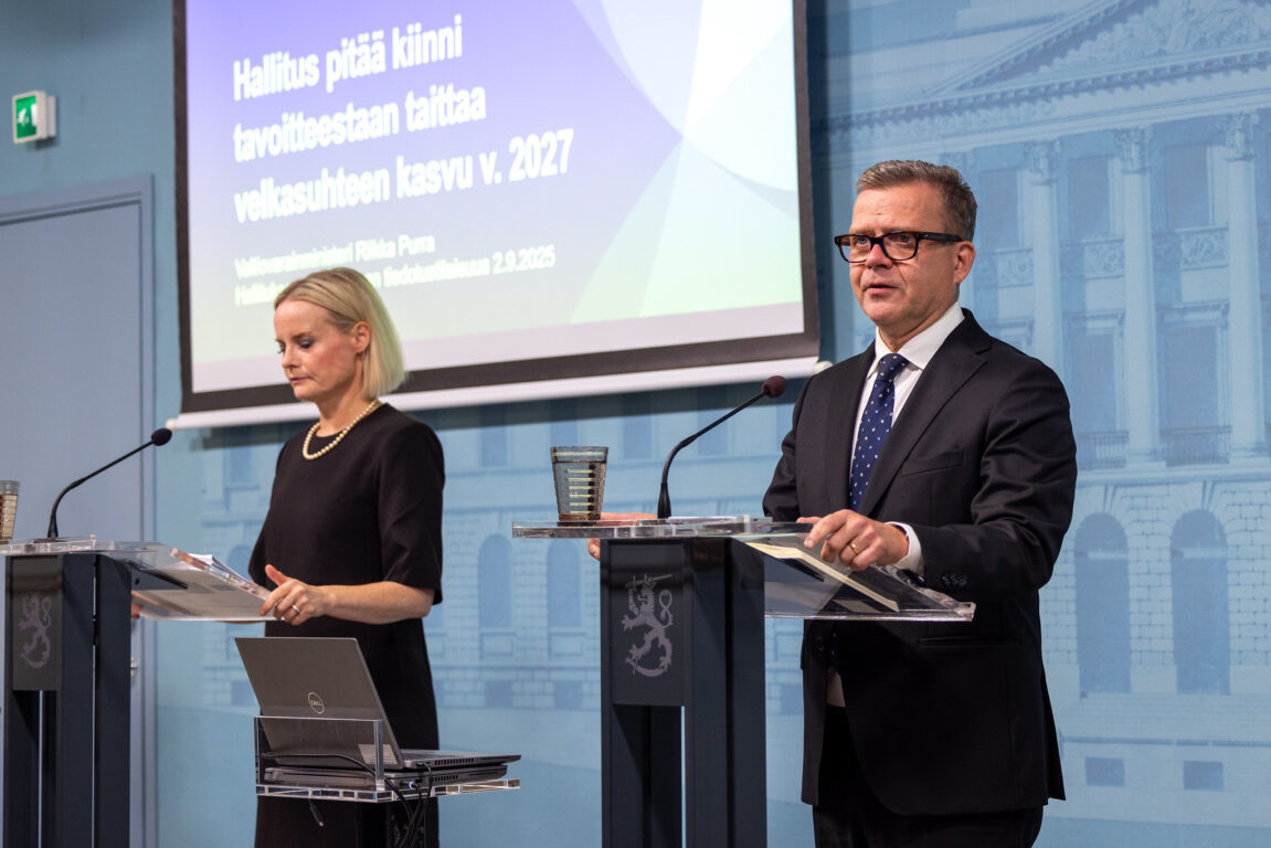 Hallitus aikoo valmistella helpotuksia työttömien opiskeluun ja yritystoimintaan